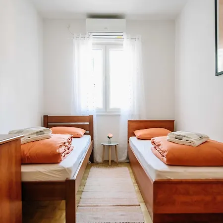 Wanda Apartment *